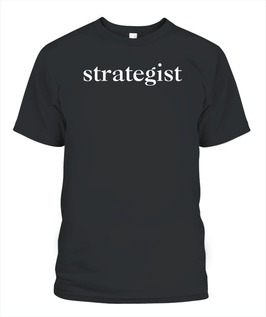 Limitless Strategist: Strategic Mindset Minimalist Style T-Shirt – for Strategy Experts in Gaming, Planning, Decision Making and Leading (Power Edition)